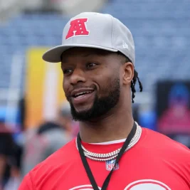 Joe Mixon Tells Bengals Teammates His NFL Career Is Over Due to Foot Injury
