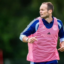 Daley Blind Returns to Ajax in Friendly Win Over Burnley