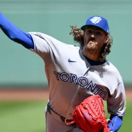 Red Sox Beat Blue Jays 6-1 as Bullpen Shines, Suarez Returns