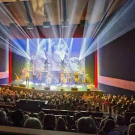 Ancaster Memorial Arts Centre Closes 2026 Season with Tom Arnold, Matthew Good, Holly Cole