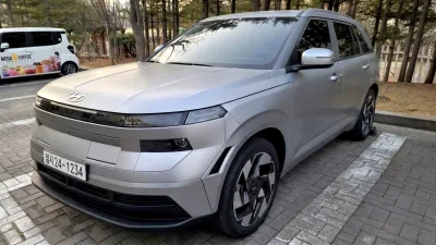 2027 Hyundai Kona Spied Undisguised, Looks Like a Mini Ioniq