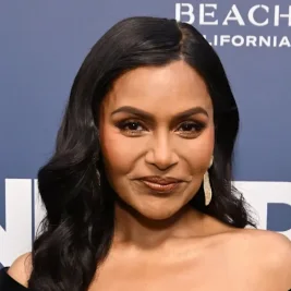 Mindy Kaling Endorses Affordable Cetaphil Cleanser for Oily Skin
