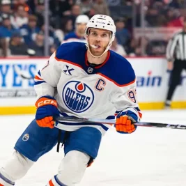 McDavid Reflects on Oilers' Early Playoff Exit and Roster Changes