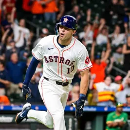 Astros Rally in Ninth Inning to Defeat Angels 6-4