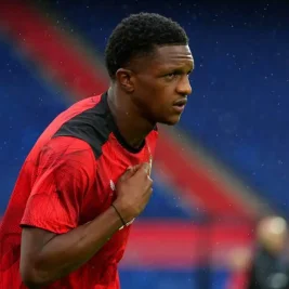 Feyenoord Rejects Roma's Fixed Fee, Submits Counterproposal for Read