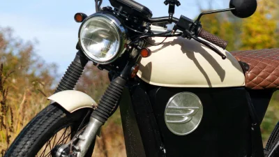1974 Honda CB500 Returns as an Electric Restomod by Beachman