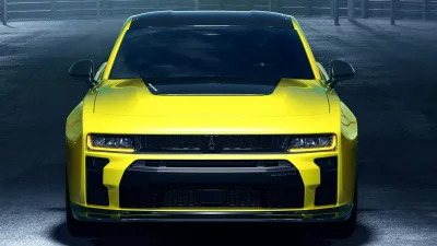 Dodge Charger Super Bee: 600 HP I6 Beats Hellcat to 60, Loses in Quarter-Mile
