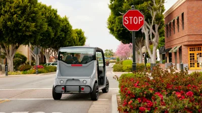 Automakers Pitch $15,000 Electric Golf Carts as the Answer to $50K Cars
