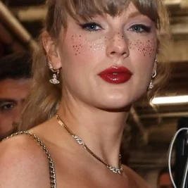 Taylor Swift Unveils Single Artwork and Announces Expanded Album The Life of a Showgirl: The Encore