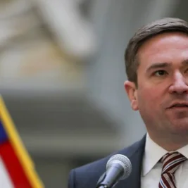 Bailey Resigns from FBI, Citing Family Reasons
