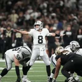 Raiders Stick With Kirk Cousins as Starter Over Rookie Mendoza