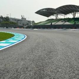 Sepang's Abrasive Surface Pushes F1 Teams Toward Multi-Stop Strategies