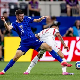 England Open World Cup Group L with 4-2 Win Over Croatia