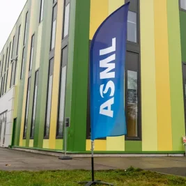 ASML Lifts 2026 Sales Forecast to €45 Billion on AI Chip Demand
