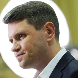 Democratic Senate Hopefuls Outraise GOP Rivals Across Key States