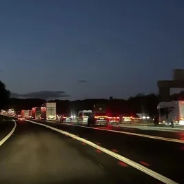 M61 police incident: both directions closed near junction 8