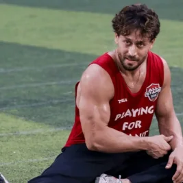 Tiger Shroff Unhurt After Gunmen Fire on His Car in Mumbai's Juhu