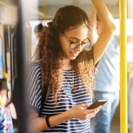 £100 Fines for Loud Music on England Buses Under New Guidance
