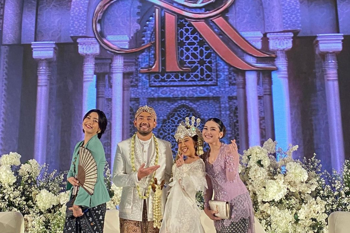 Bikin Pangling! Potret Cantik Kiky Saputri Resmi Jadi Istri Muhammad Khairi, Mempesona Dalam Balutan Serba Putih