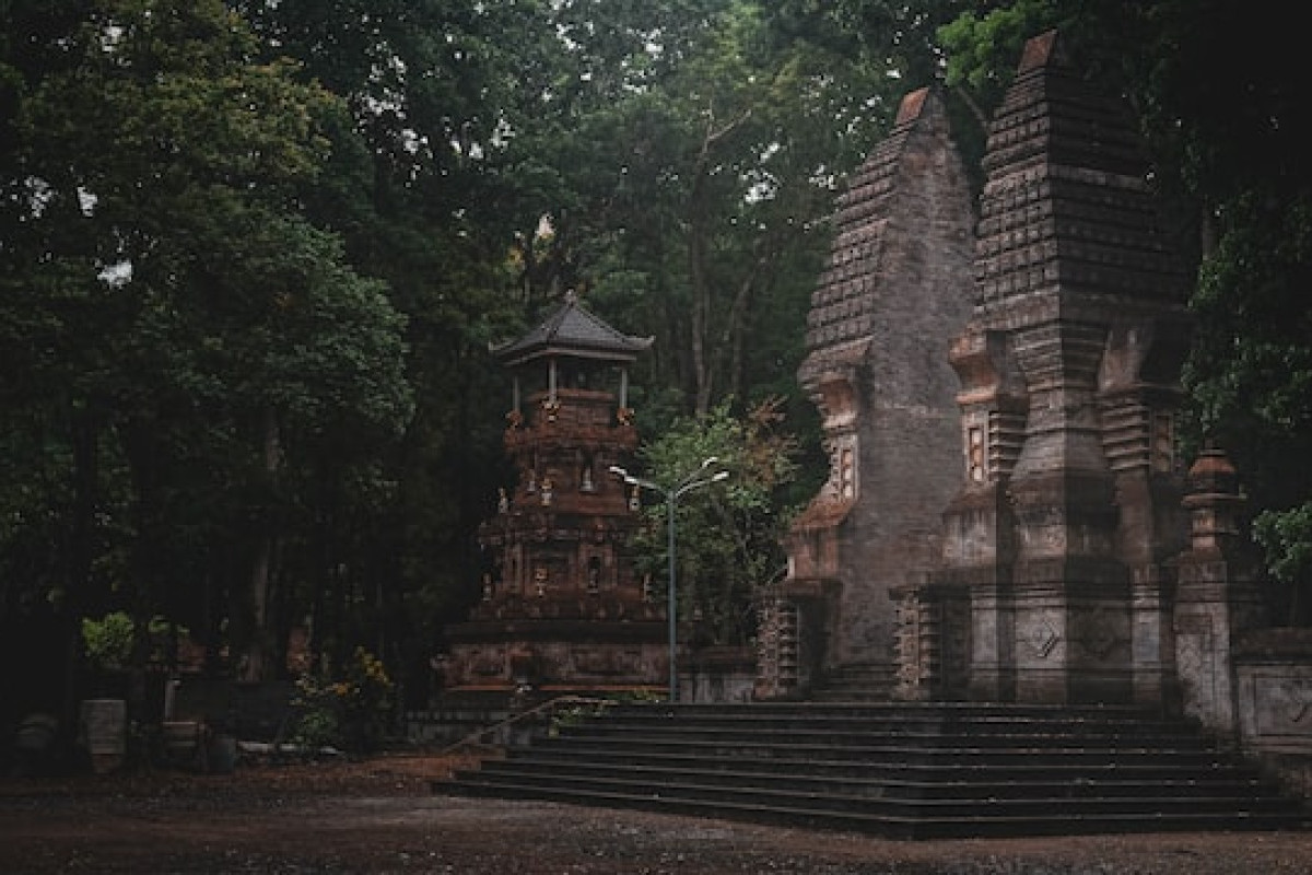 Lokasi dan Tempat Angker di Jombang, Desa Mati Ngengkreng Sisakan Misteri Terbengkalai hingga Teror Mahkluk Halus, Tempat Horor di Megaluh!