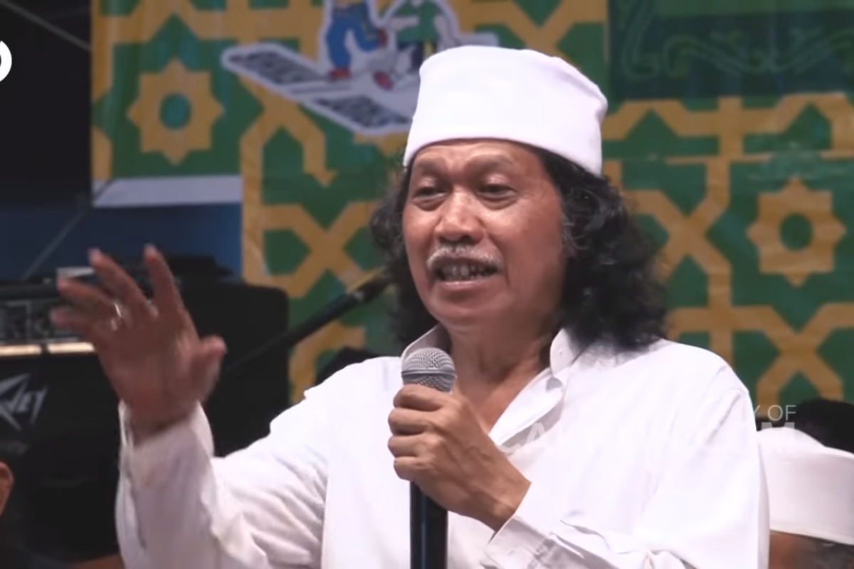 Cak Nun Sebut Jokowi Firaun dan Sebut Luhut Haman? Jubir: Biarin Saja Jangan Ikut Eror