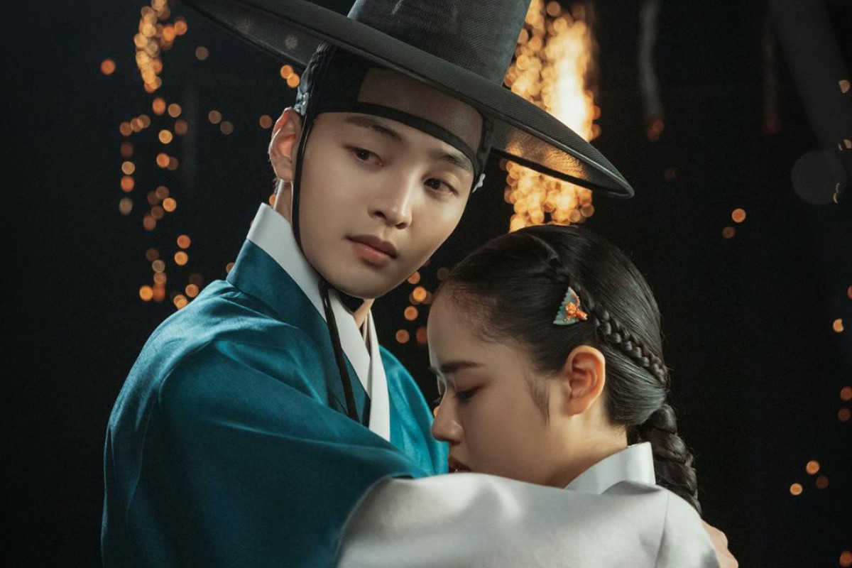 Link Download Drama Korea Poong The Joseon Psychiatrist 2 Episode 9 SUB Indo, Bisa STREAMING di Viu dan tvN Bukan DramaQu