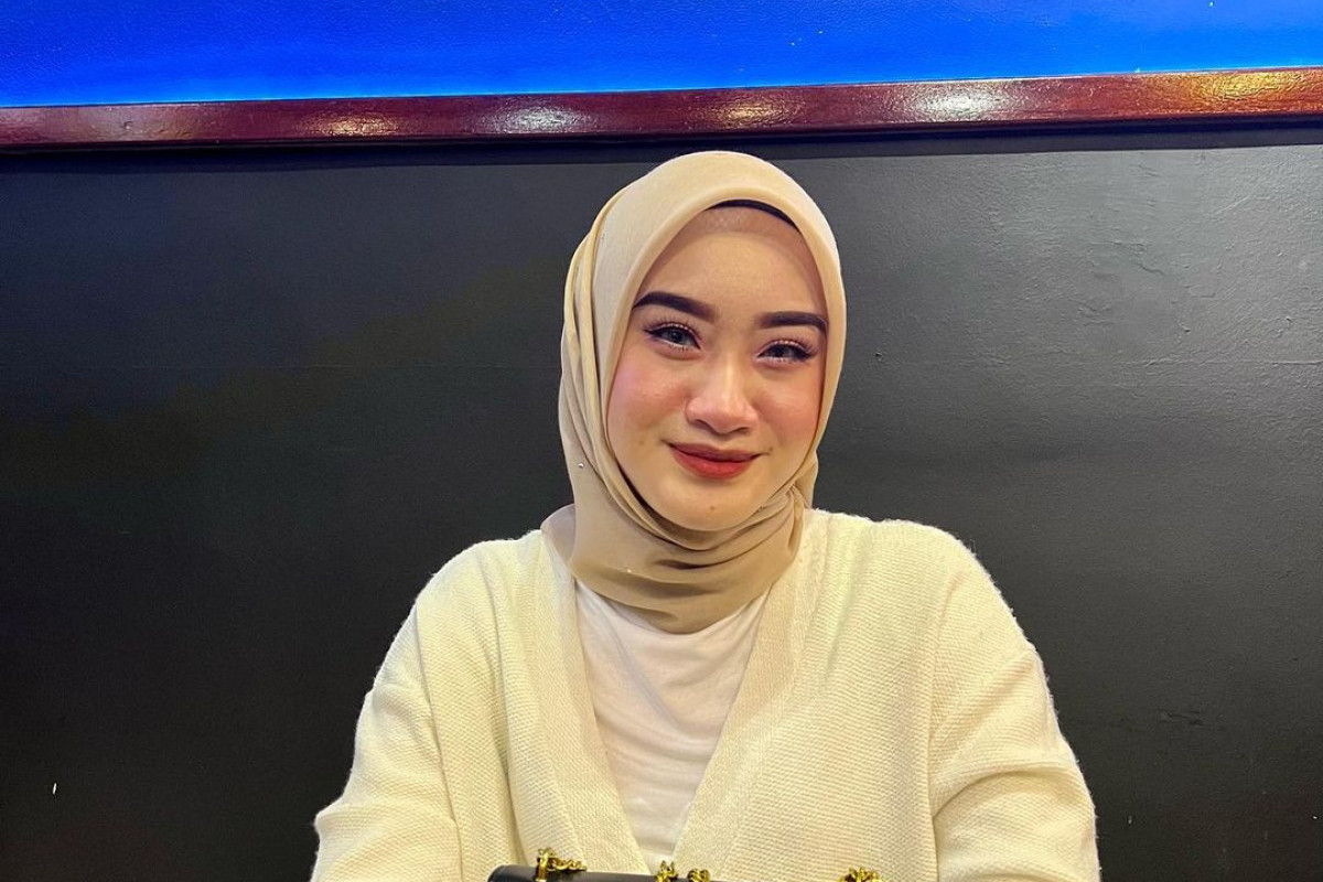 Potret Chombi Penyanyi Sayunk I Love You Viral Tiktok, Paras Cantik Bak Dewi Sukses Sita Perhatian Publik