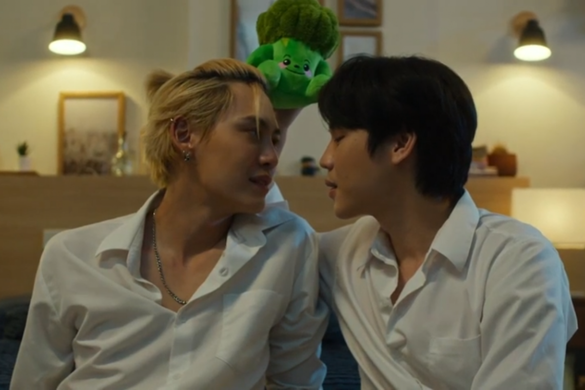 Nonton Drama BL Between Us 2022 Episode 5 SUB Indo, Streaming Series Thailand, Win Dituntut Untuk Segera Lulus Bagaimanakah Hubungannya dengan Tim?