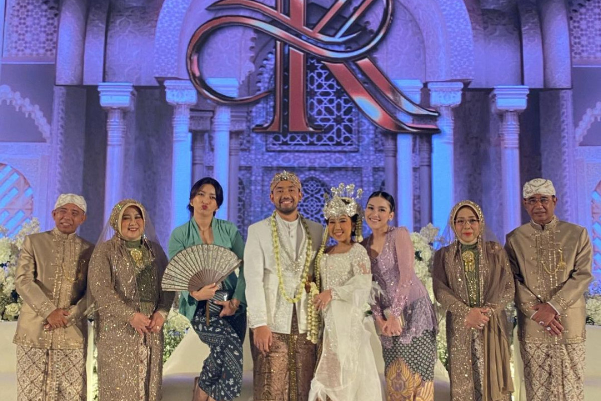 Seketika Anggunly! Inilah Potret Pernikahan Kiky Saputri dan Muhammad Khairi, Senyum Bahagia Terpampang Nyata, Ayu Tinging dan Hesti Purwadinata Buat SALFOK