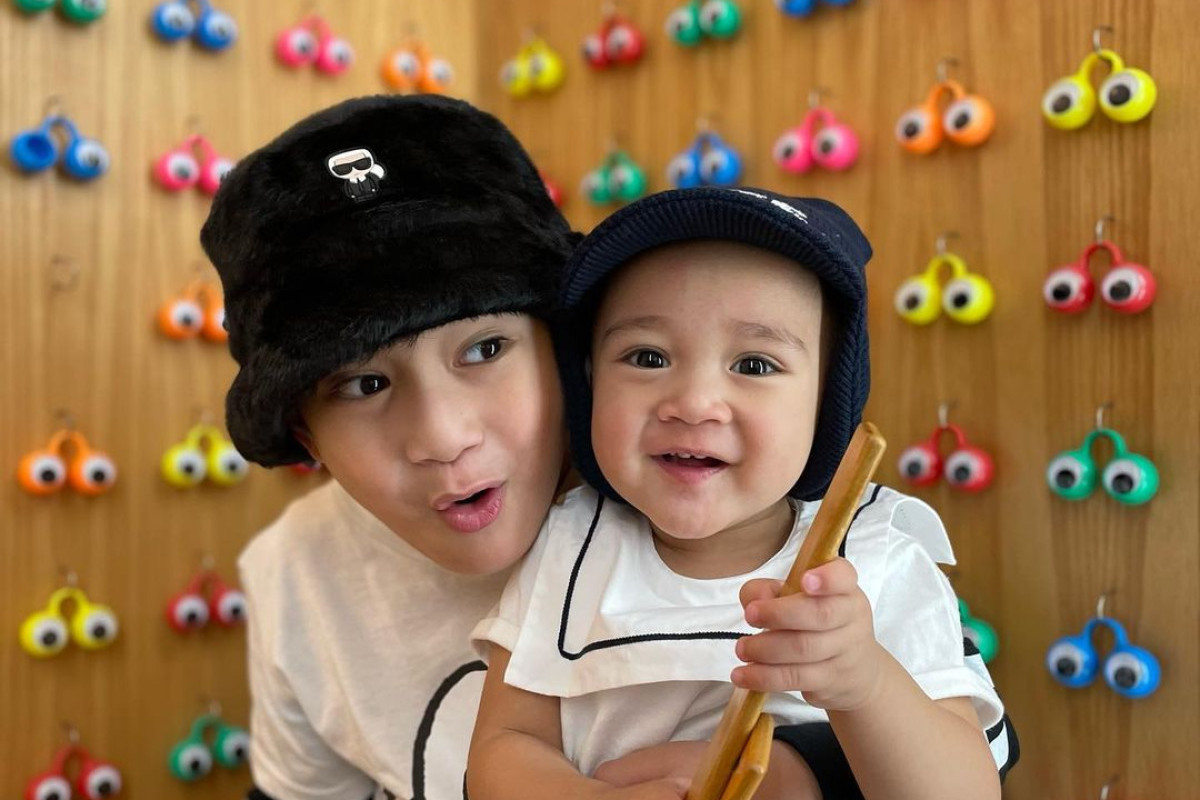 Pengasuh Rafathar Viral! Mbak Lala Disebut Netizen Ngemis-Ngemis Saat Live Tiktok Bareng Rayyanza, Warganet Ramai Bandingkan dengan Sus Rini