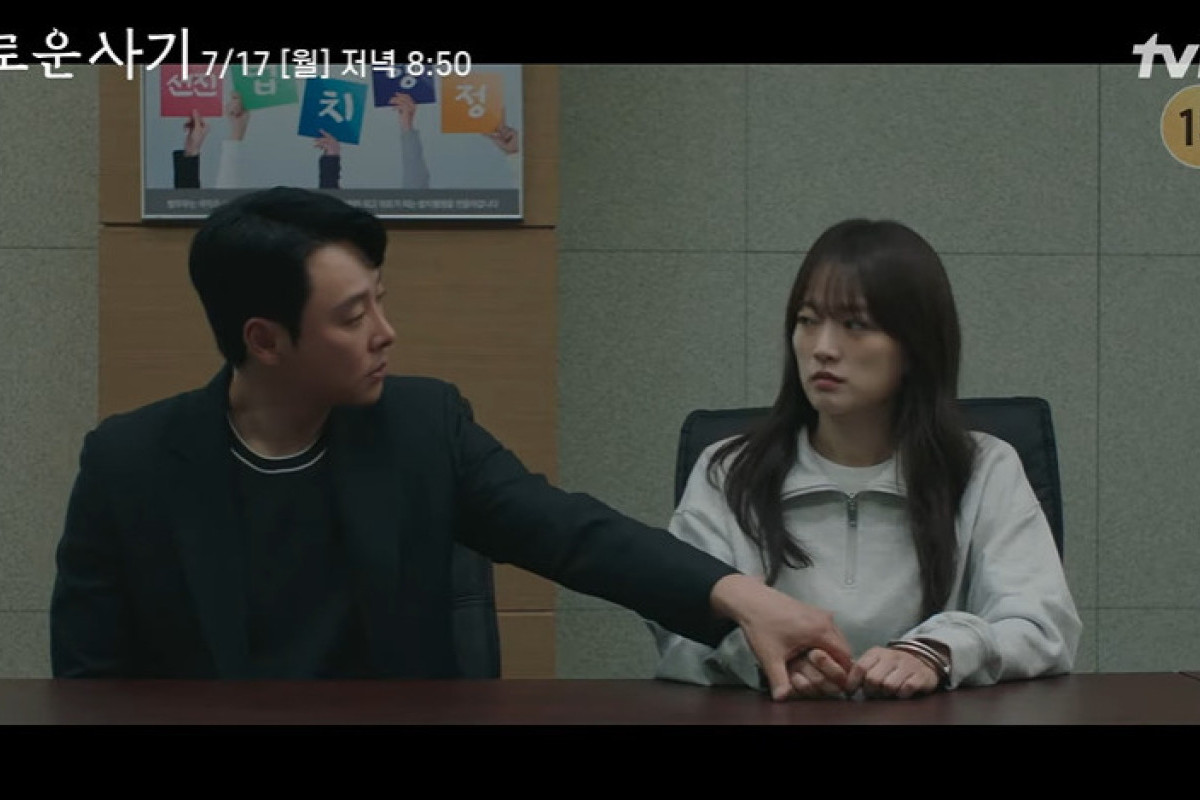 Moo-young Pertaruhkan Nyawa Sebagai Pengacara Ro-um! SPOILER Delightfully Deceitful Episode 15 Lengkap Jam Tayang Hari ini Senin, 17 Juli 2023 di tvN