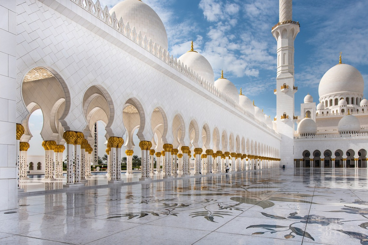 Daftar 3 Masjid Terkenal di Bogor, Bisa Buat Tempat Ngabuburit Juga Nih! Nomor 2 Berasa di Taj Mahal