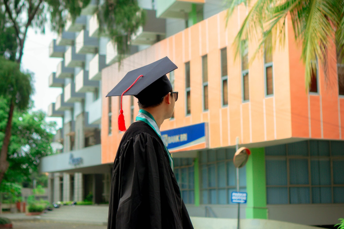 UIN Sunan Ampel Surabaya Luluskan Alumni Terbaik, Simak 5 Lulusan UIN Sunan Ampel Surabaya dan Jabatan Strategisnya