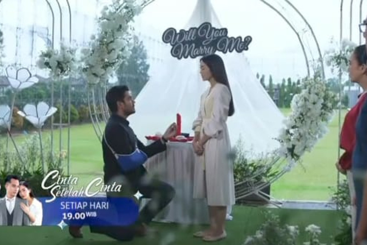 Arya Resmi Melamar Starla di Depan Ruben dan Niko Sinopsis Cinta Setelah Cinta Senin, 13 Februari 2023 di SCTV dan Link Nonton 