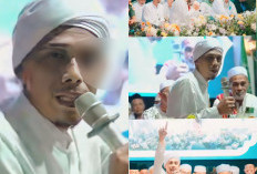 Video Detik-Detik KH Rofiq Malik Meninggal Pas Sholawatan Viral, Disebut Sedang Tidak Sakit, Warganet: Buat Seluruh Dunia Iri ya Allah