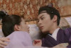 Nonton C-drama Unchained Love Episode 29 dan 30 SUB Indo: Xiao Duo dan Bu Yin Lou Semakin Dekat! Tayang Hari Ini Selasa, 17 Januari 2023 di iQIYI